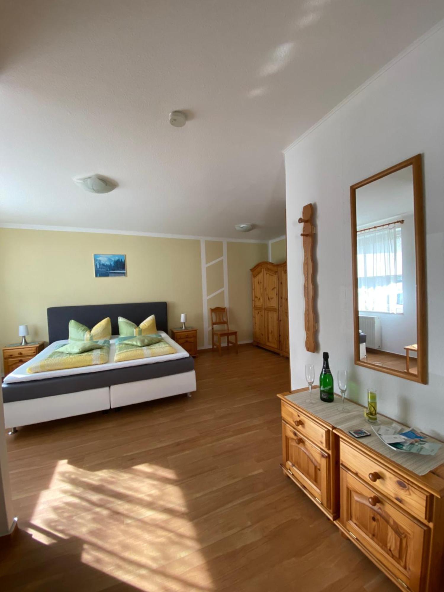 Hotel Am Schlosspark Mallin Szoba fotó