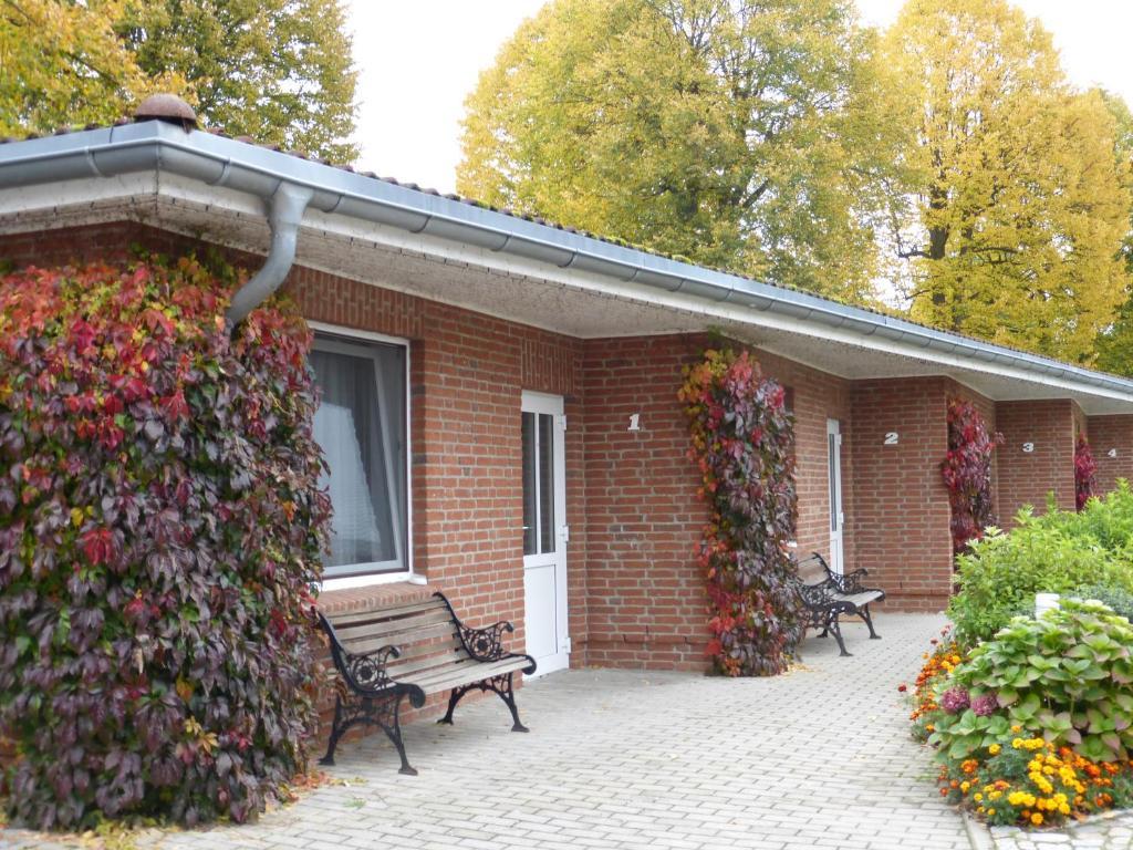 Hotel Am Schlosspark Mallin Kültér fotó